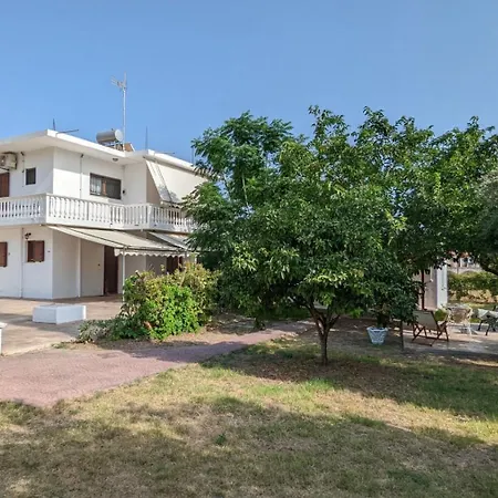 Annamaria House Laganász
